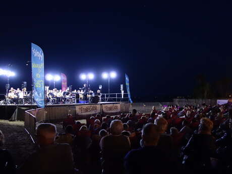 Les étoiles sur le sable : concert
