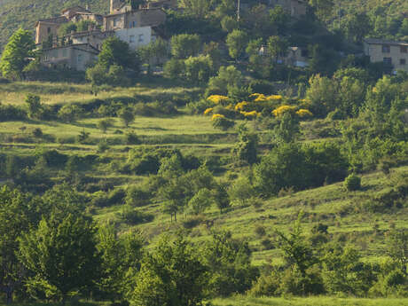 Village de Courbons