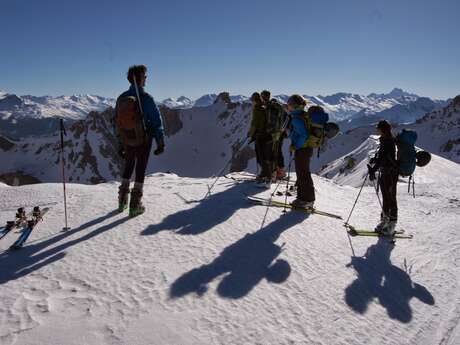Atelier sécurité hivernale DVA à Brunissard