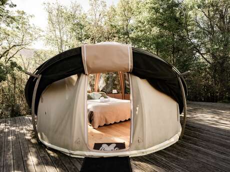 Duo : Wigwam et Dodôme étoilé des Géorennes