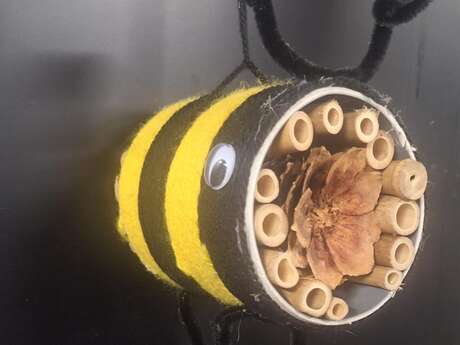 Atelier - hôtel à insectes