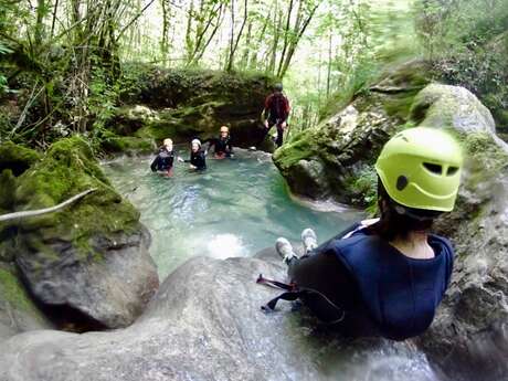 Canyoning enfant - formule famille avec Gravity Fun