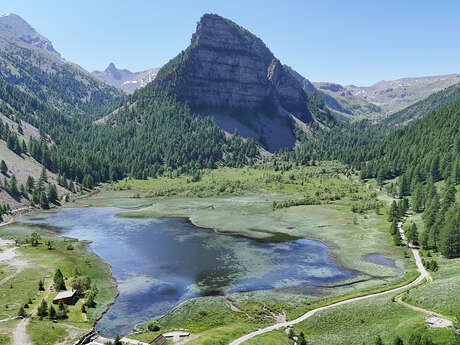 Tour du lac des Sagnes