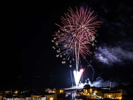 Fuegos artificiales del 14 de julio