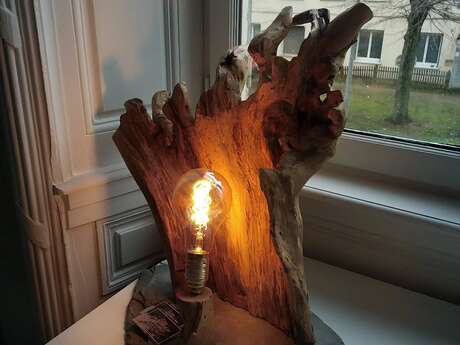 Exposition lampes en bois