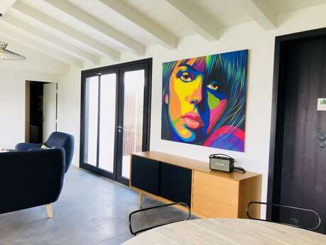 Hoomy - Agence immobilière de locations saisonnières et conciergerie