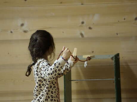 Atelier jeux en bois traditionnels et défis pour toute la famille