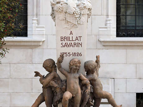 Visite commentée "à la rencontre des statues de la ville" par la Société Le Bugey