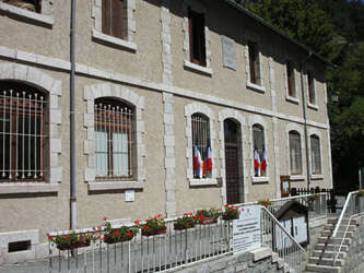 Mairie de Château Ville-Vieille