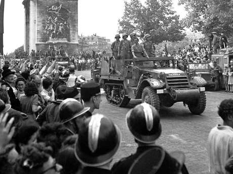 Conférence "La NUEVE, des Républicains espagnols dans la 2ème DB" par Robert Strozzi