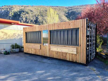 2438 : Container-buvette/snack sur mesure