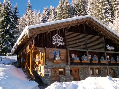 Salle de réunion du Hameau des Alpes