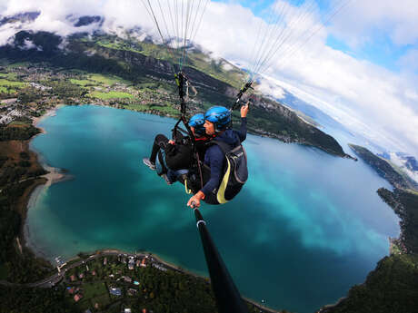 Vol en parapente ascendance avec A l'air libre parapente