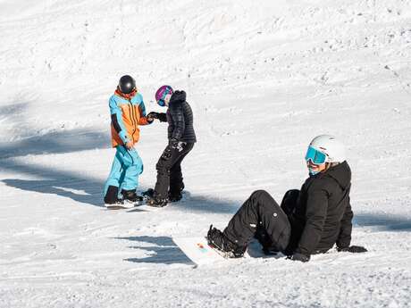 Private snowboarding lessons for adults and children