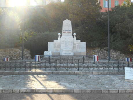 Monument aux morts - Place de la Résistance