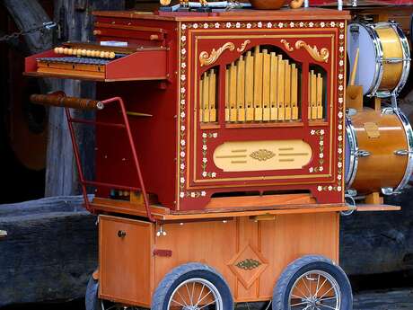 Animation festive sur le marché