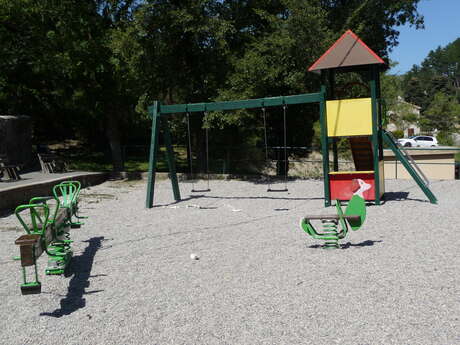 Aire de jeux du Molard