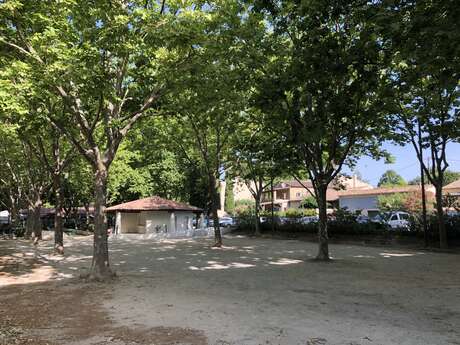 La nouvelle boule lambescaine