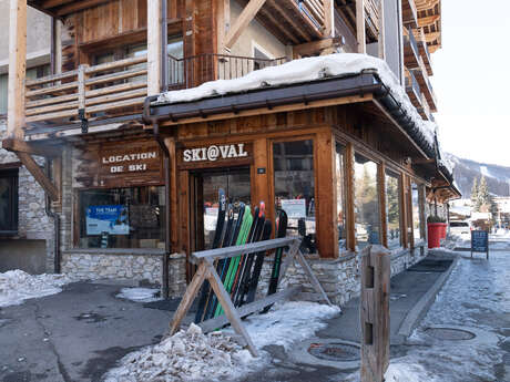 Val Ski Shop