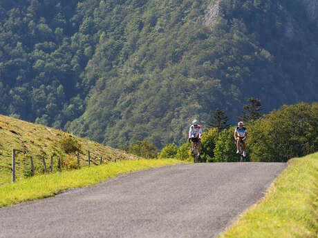 Cycling route: Au pied du Grand Colombier Cycling route: Au pied du Grand Colombier