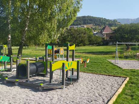 Aire de Jeux de Seyne les Alpes