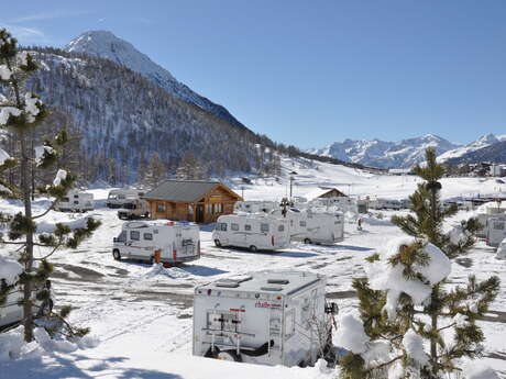 Aire de Camping-Car "Les Marmottes"