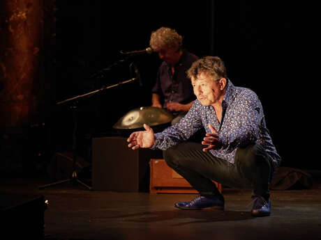 Musical tale - "My mother tongue is dying and I'm having trouble telling you about love".