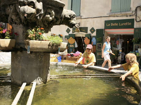 Fontaine Saint-Michel