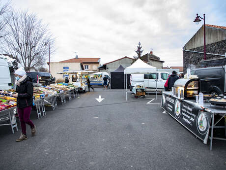 Marché hebdomadaire de Saint-Beauzire
