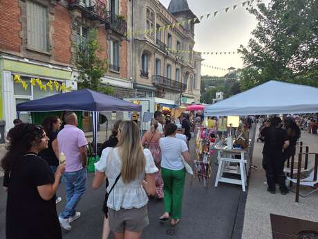 Marché nocturne