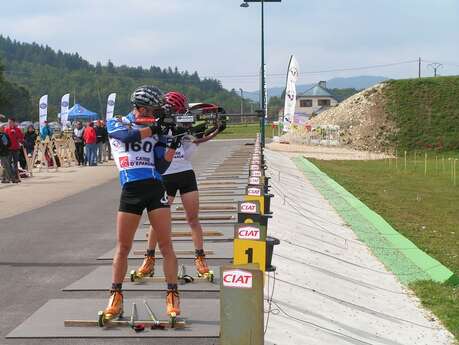 Cours de biathlon avec l'ESF aux Plans d'Hotonnes