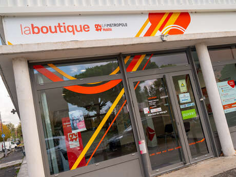 La métropole mobilité - Gare routière Marignane