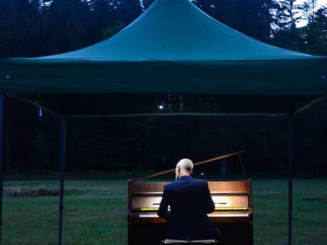 Concert de piano en plein air