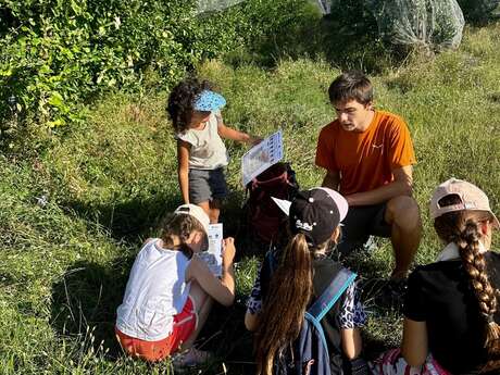 Détective Club : jeu d’enquête en nature - Autres Versants