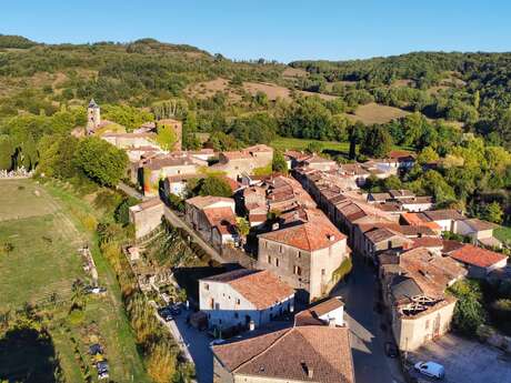 Le village de Camon