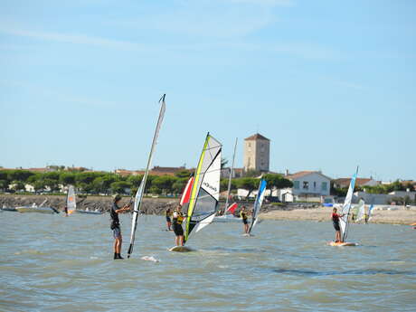 Sailing courses at the CNPA in La Flotte