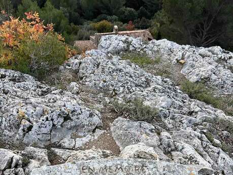 Sur les pas des Vaudois à Mérindol - avec Destination Luberon