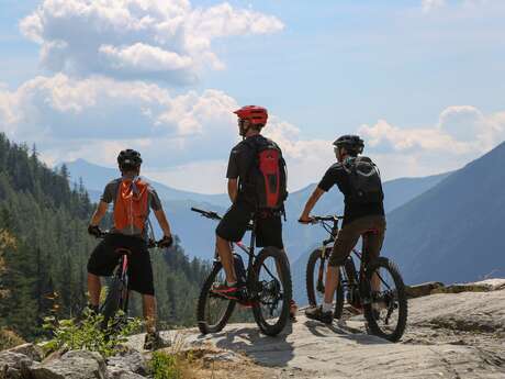 Itinéraire VTT AE - T : E-Bike MB France-Italie depuis Les Houches