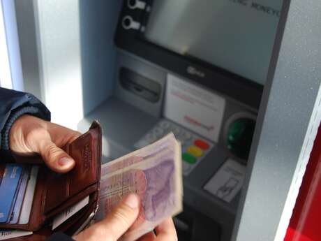 Cash machine Crédit Agricole des Savoie