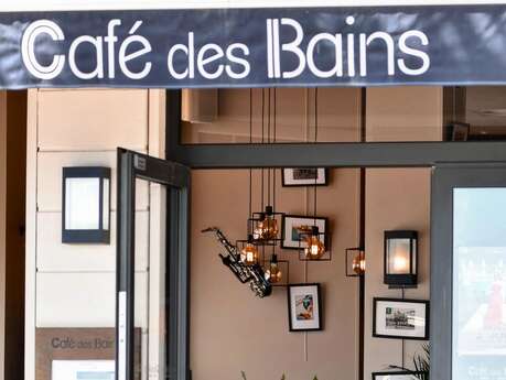 Le Café des Bains