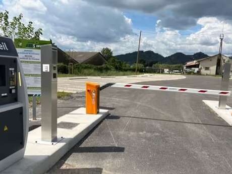 Aire d'accueil Peyrolles-en-Provence