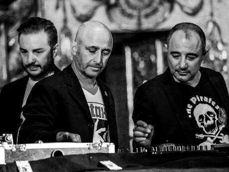 DJ Up Tight - Uriage en Voix