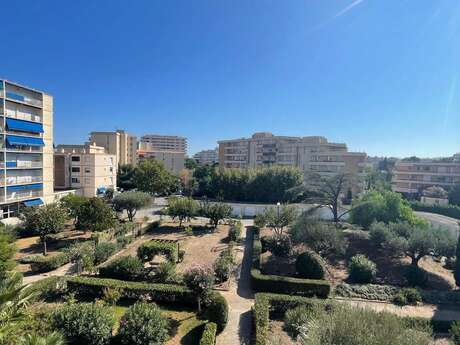 T2 - Fréjus-plage - Mme Hospital