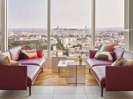 Restaurant - The Stage Skybar