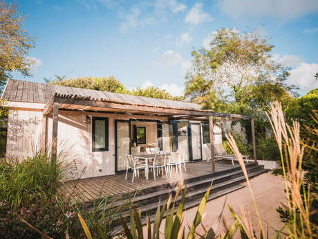 Outdoor hotel Le Phare