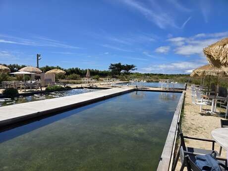 Almuerzos dominicales cargados de yodo en L'Huitrière