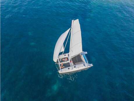 Black Tenders - Excursions nautiques & location de bateau avec skipper