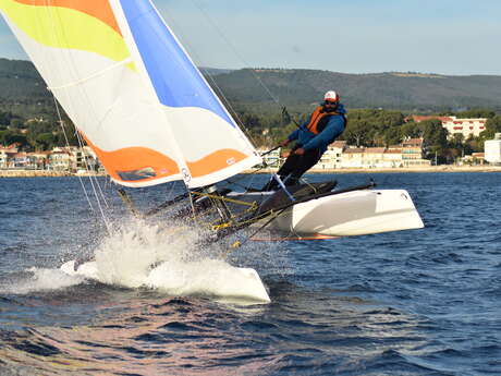 Ecole de voile SNGL : cours et stages de voile