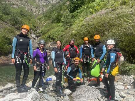 Canyoning avec Montcalm Aventure