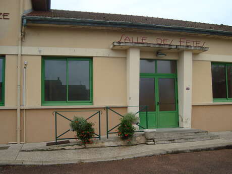 Salle des fêtes - Saint Julien-sur-Reyssouze